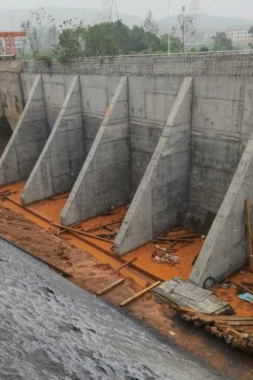 泰州靖江锚杆式挡土墙